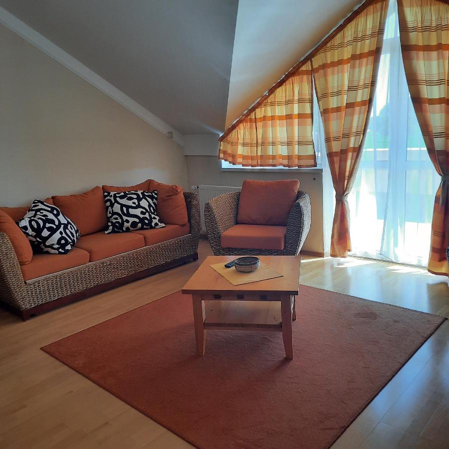 Kata Apartman Buk Exterior foto